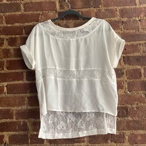 Skye’s the limit high low white lace top - S
